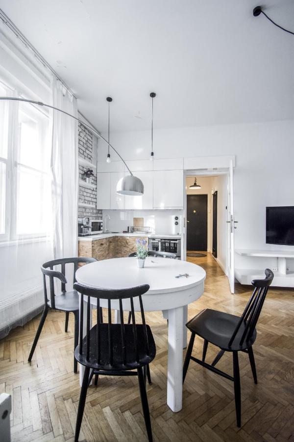 Lion Apartments - Gold Краков Экстерьер фото
